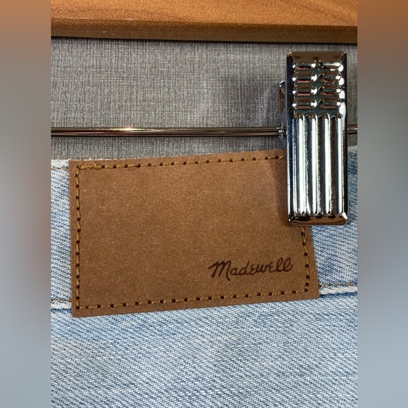 Madewell The Petite Curvy Perfect Vintage Jean in Fitzgerald Wash - Picture 12 of 16